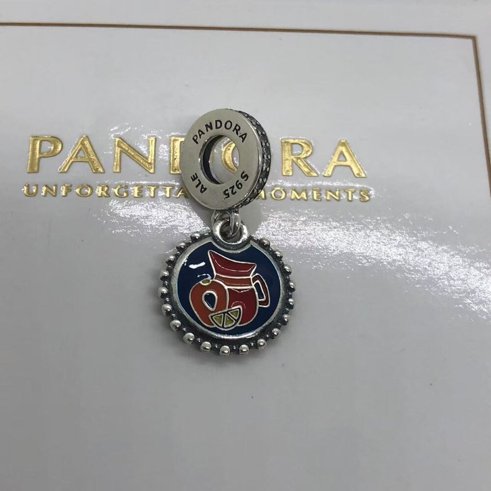 ✨🔥Pandora Disney Treasures Encanto Mirabel charm